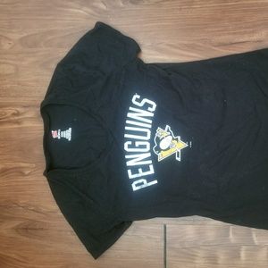 Penguins v neck